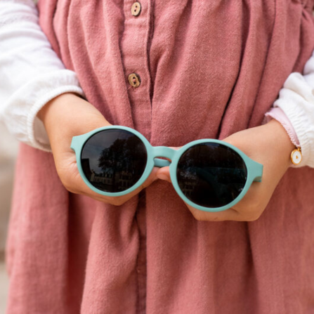 Les lunettes de soleil Béaba